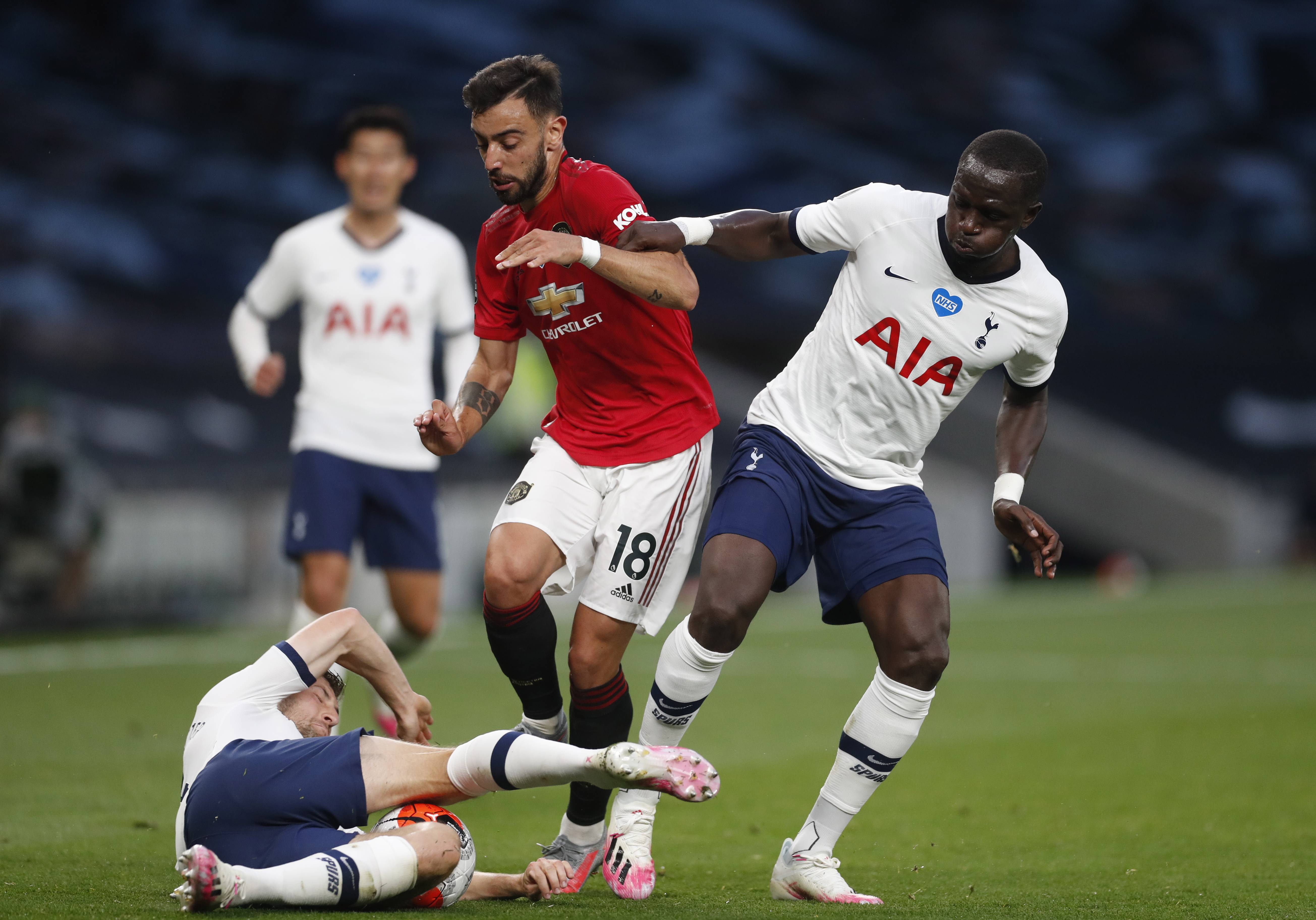 与之相伴的 与之相伴的